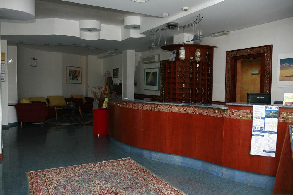 帕克山谷克拉维亚酒店（Park Valle Clavia Hotel Peschici）