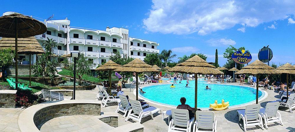 克莱维亚山谷公园酒店4*