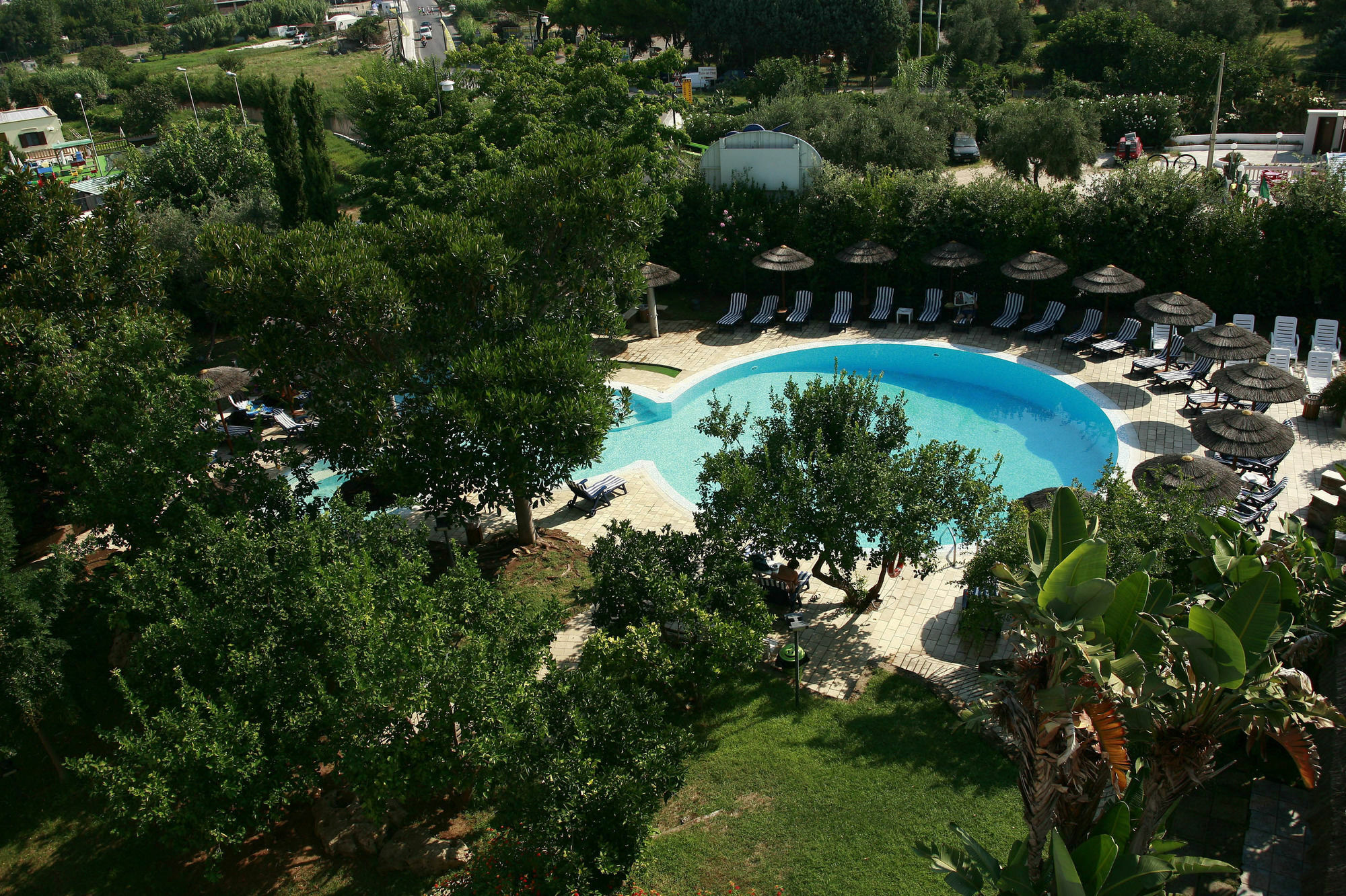 帕克山谷克拉维亚酒店（Park Valle Clavia Hotel Peschici）