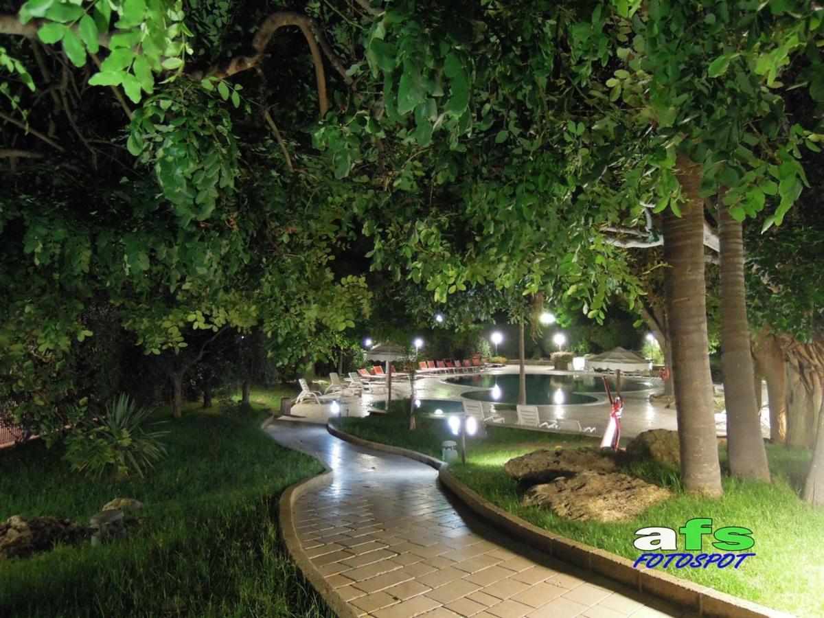 帕克山谷克拉维亚酒店（Park Valle Clavia Hotel Peschici）