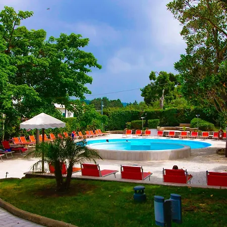 Park Hotel Valle Clavia Peschici Exterior foto